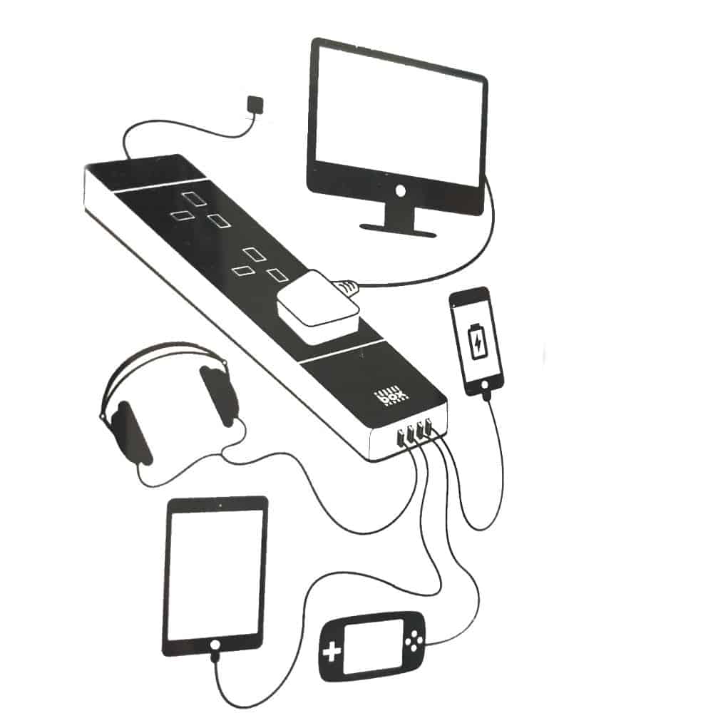 3 Sockets & 4 USB Ports